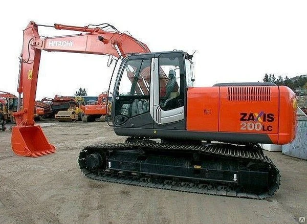 Фото Экскаватор Hitachi ZX200