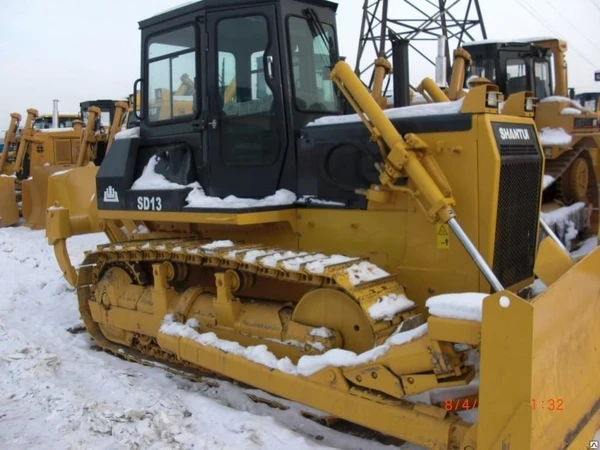 Фото Бульдозер SHANTUI SD13 без рыхлителя