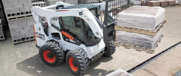 Фото Аренда погрузчика Bobcat A770