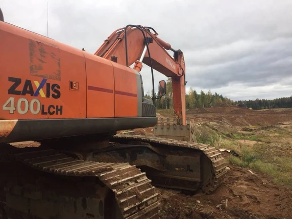 Фото Сдам в аренду гусеничный экскаватор Hitachi Zaxis 400 LCH, 2  куб.