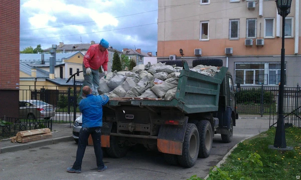 Фото Уборка, вынос, вывоз строительного мусора