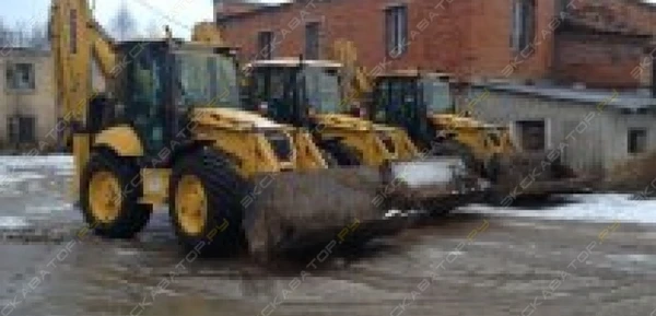 Фото Аренда экскаватора-погрузчика Komatsu WB93S-5, Тула