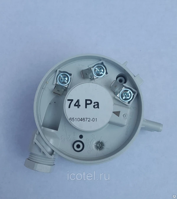 Фото Прессостат дыма 74 PA Huba Control 65104672- устанавливается на котлы ARIST