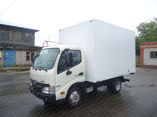 Фото Автофургон рефрижератор на шасси HINO 300 (615) с ХОУ Dongin Thermo DM-100ESC, 4х2.