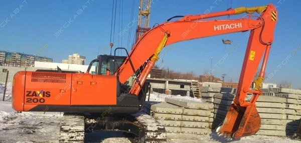 Фото Аренда гусеничного экскаватора Hitachi ZX200, Омск