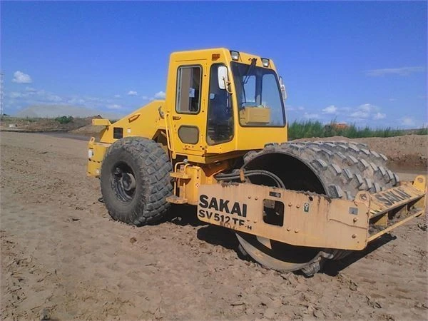 Фото Аренда катка SAKAI SV512TF-H