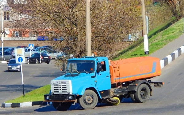 Фото Аренда поливомоечной машины КО-713Н, Москва