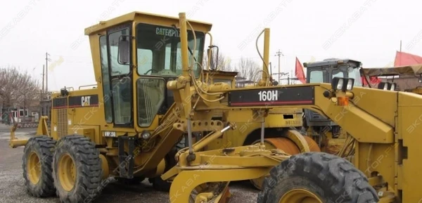 Фото Аренда грейдера (автогрейдера) Caterpillar 160H, Москва