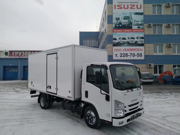 Фото Изотермический фургон Isuzu ELF 3.5 NMR 85Н от дилера «Камион" в Красноярске