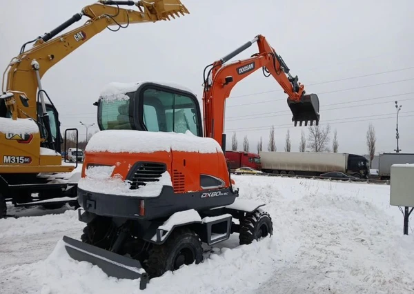 Фото DOOSAN DX60W-9C