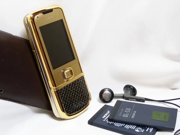 Фото Nokia 8800 Art Gold Carbon Мобильные телефоны