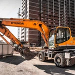 фото Аренда колесного экскаватора Hyundai R180W-9S, Москва