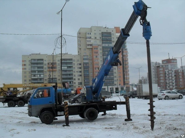 Фото Закручивание винтовых свай