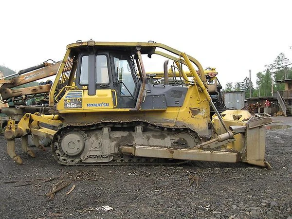 Фото Аренда бульдозера KOMATSU D 65E-12, Услуги бульдозера KOMATSU D 65E-12