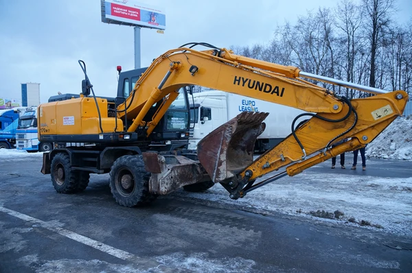 Фото Аренда колесного экскаватора Hyundai R170W-7A