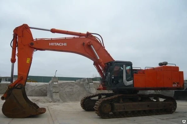 Фото Гусеничный экскаватор Hitachi 870L