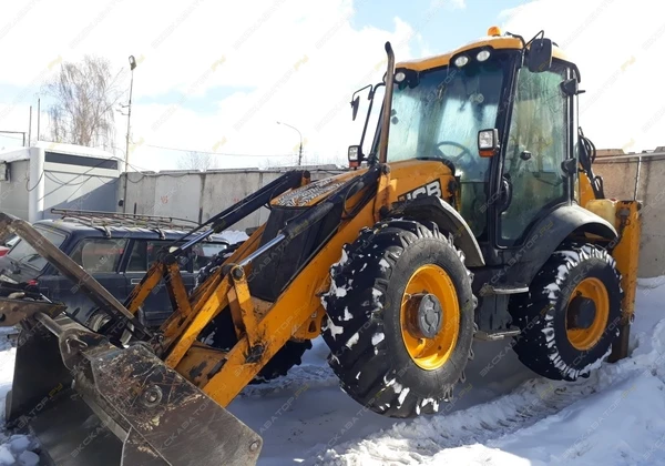 Фото Аренда экскаватора-погрузчика JCB 3CX Super, Москва