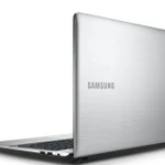 фото Samsung core I5-2410/6/500/nvidia geforce 520MX ноутбук