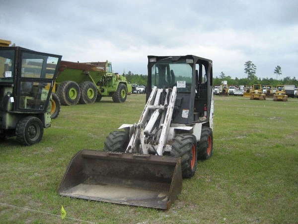 Фото Аренда минипогрузчика Bobcat 1600