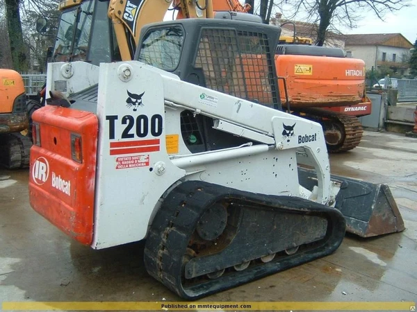 Фото Аренда минипогрузчика Bobcat T200