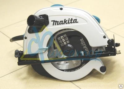 Фото Дисковая пила Makita 5704R