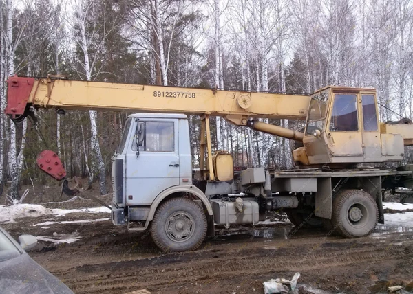 Фото Аренда автокрана (автомобильного крана) Ивановец КС-35715, Екатеринбург