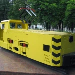 фото Электровоз контактный шахтный К-10