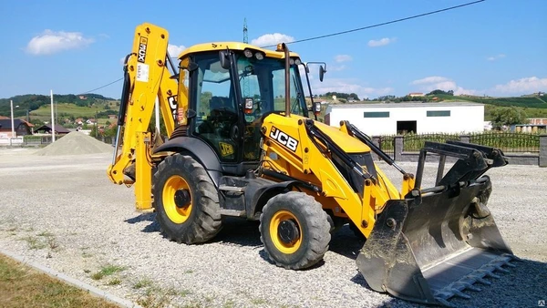 Фото Экскаватор-погрузчик, JCB, John Deere