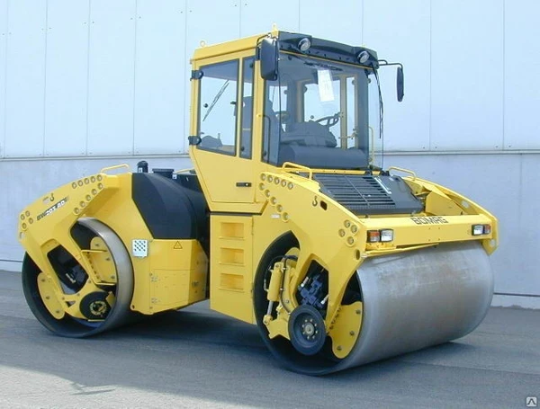 Фото Тяжёлый виброкаток BOMAG BW 203 AD-4