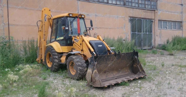 Фото Аренда экскаватора-погрузчика JCB 3CX, Самара