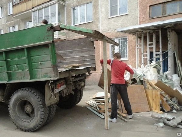 Фото Вывоз строительного мусора на КаМАЗе