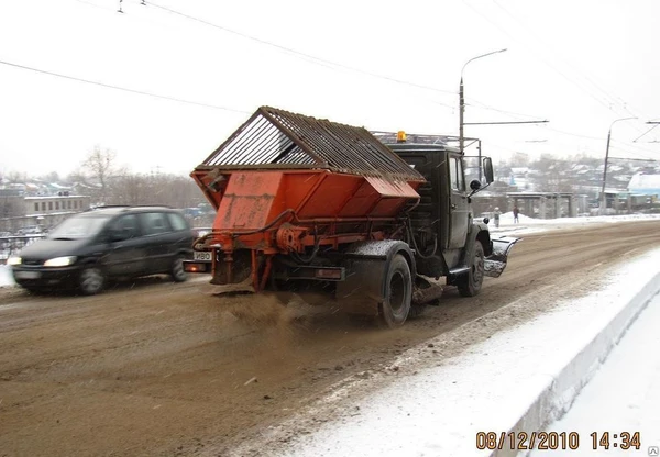 Фото Уборка тротуаров и дорог, песко-соль