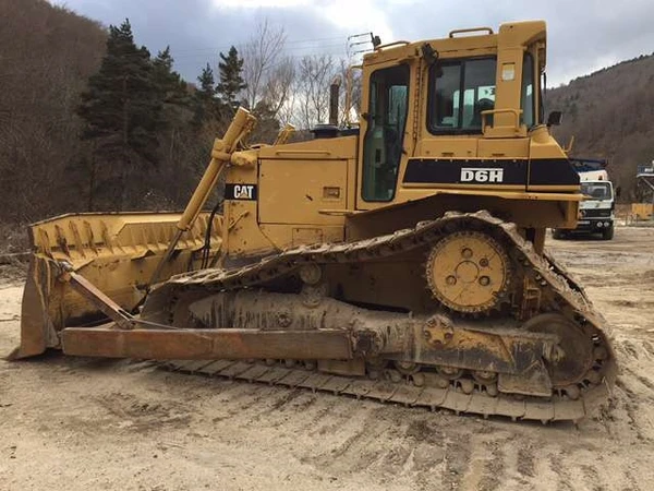 Фото Предлагаем услуги Бульдозера CATERPILLAR D6