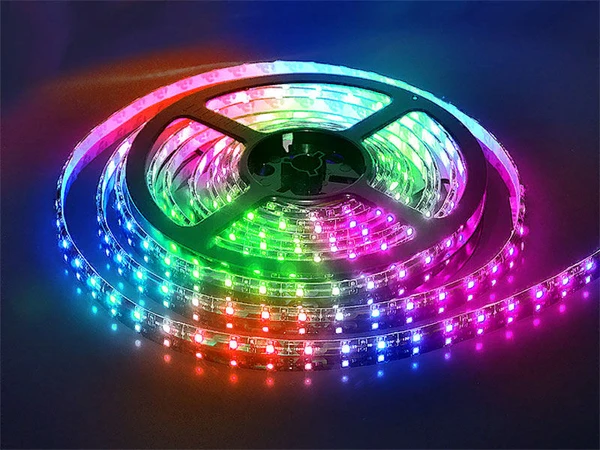 Фото Лента светодиодная LS 50RGB-30/33 30LED 7.2Вт/м 12В IP33 мультиколор