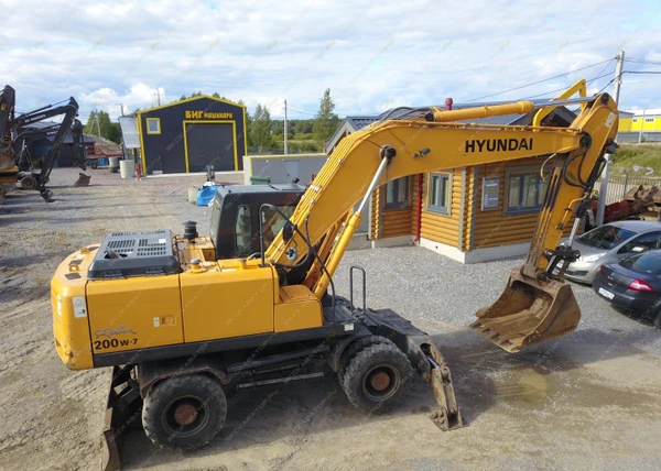 Фото Аренда колесного экскаватора Hyundai R200W-7, Краснодар