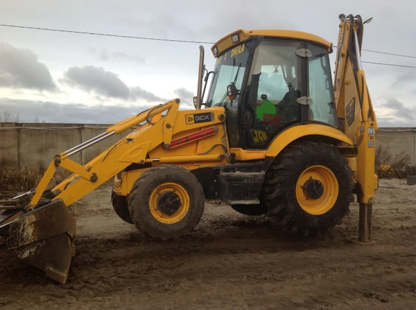 Фото Аренда Экскаватор-Погрузчик JCB super. ГИДРОМОЛОТ. есть.