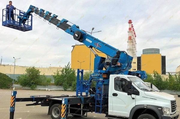 Фото Аренда автовышки (автогидроподъемника) Altec AA500, Ревда