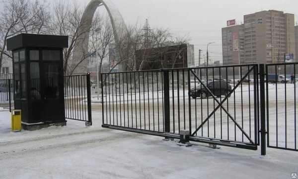 Фото Комплект откатных(сдвижных) уличных ворот 4000х1000 с заполнением решетка