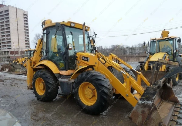 Фото Аренда экскаватора-погрузчика JCB 3CX SM, Химки