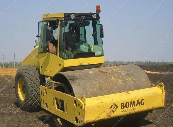 Фото Аренда дорожного катка Bomag BW 213 D-4, Воронеж