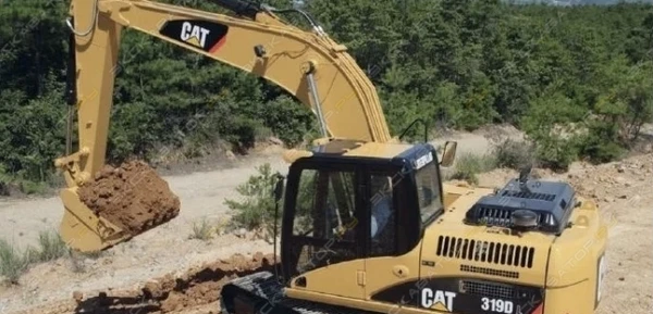 Фото Аренда гусеничного экскаватора Caterpillar 319D L, Москва