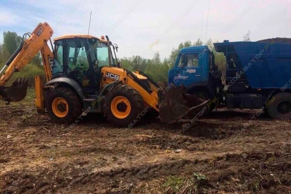 Фото Аренда экскаватора-погрузчика JCB 3CX Super, Тюмень