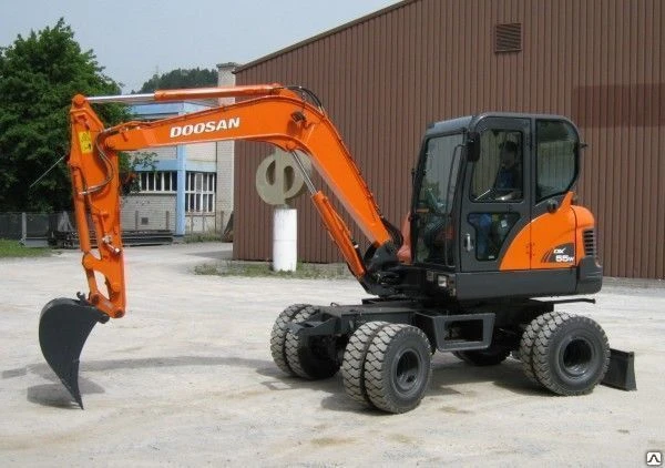 Фото Запчасти на колёсный экскаватор Doosan DX 55W