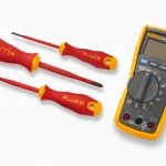 фото Комплект Fluke IB117L - мультиметр Fluke 117 с набором отвёрток