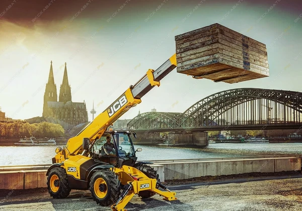 Фото Аренда телескопического погрузчика JCB LOADALL 540-140, Москва