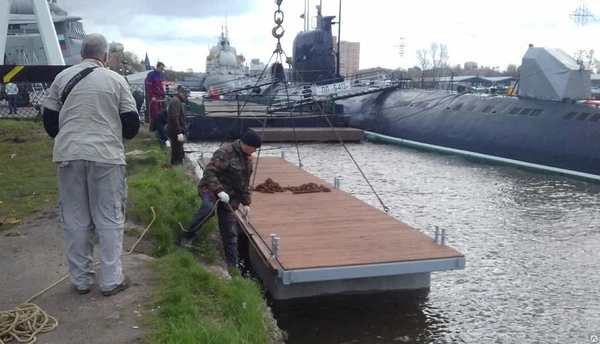 Фото Понтон 12х2.4 м на ж/б поплавках